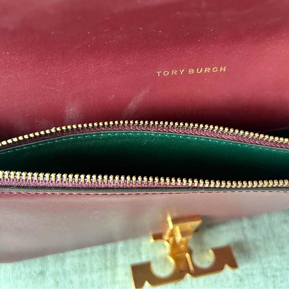 Tory Burch Eleanor Clutch in Claret - Picture 9 of 11